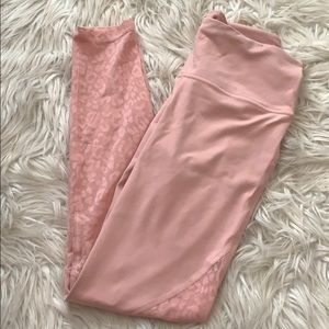 Victoria’s Secret Knockout Leggings